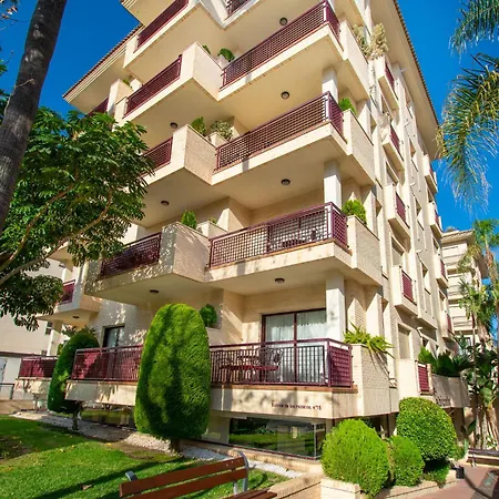 Apartamento Albir Confort 2 *